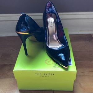 Ted Baker Pumps